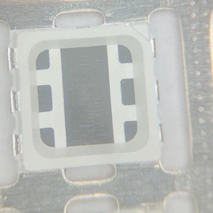 Дунгуань светодиодный кронштейн завод прямых продаж 3030RGB красная медная кронштейн PCT