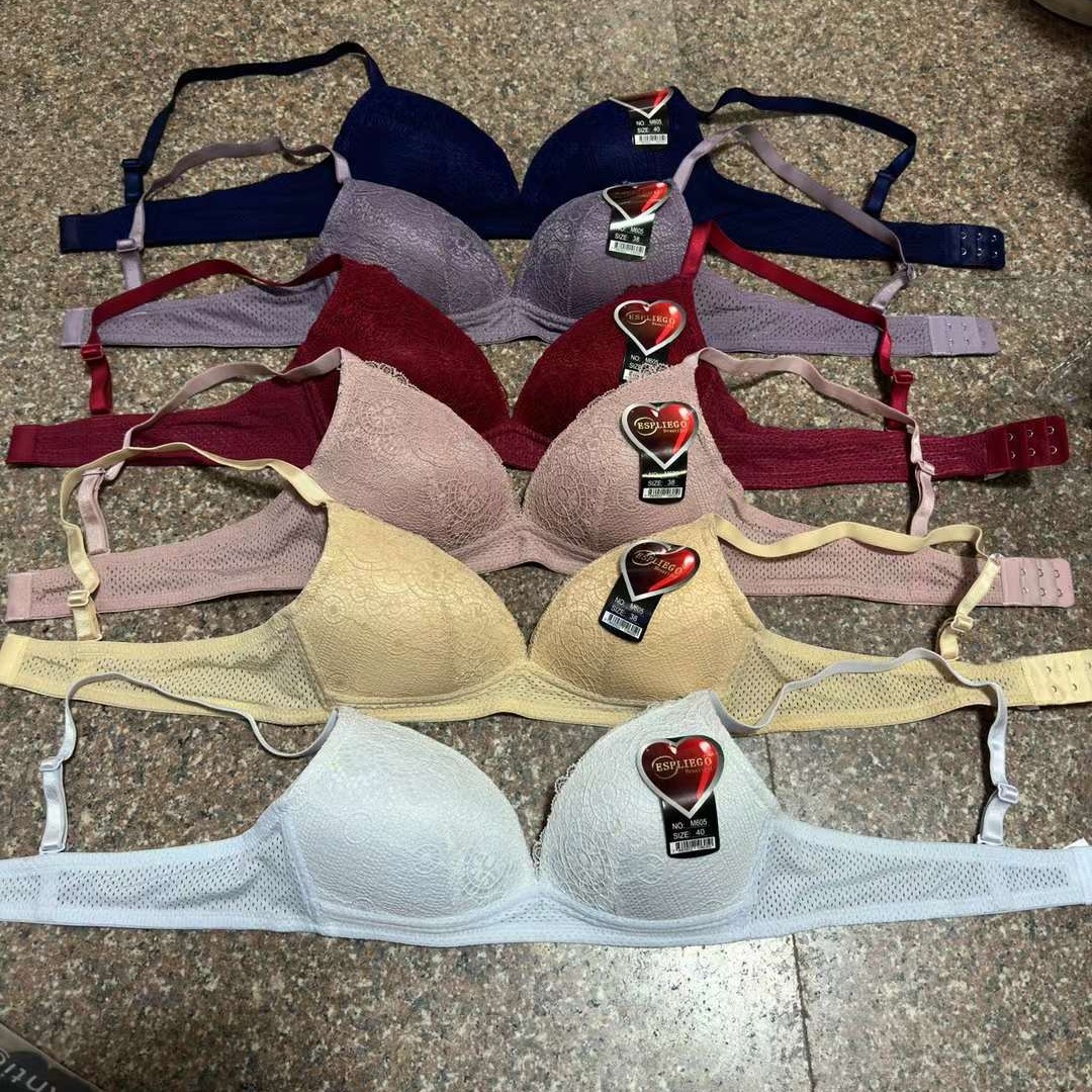 Sujetador de ropa interior mamá transfronteriza tres pechos delgada de mediana edad y ancianos sujetador inalámbrico de algodón empuja hacia arriba más el sujetador de tamaño al por mayor