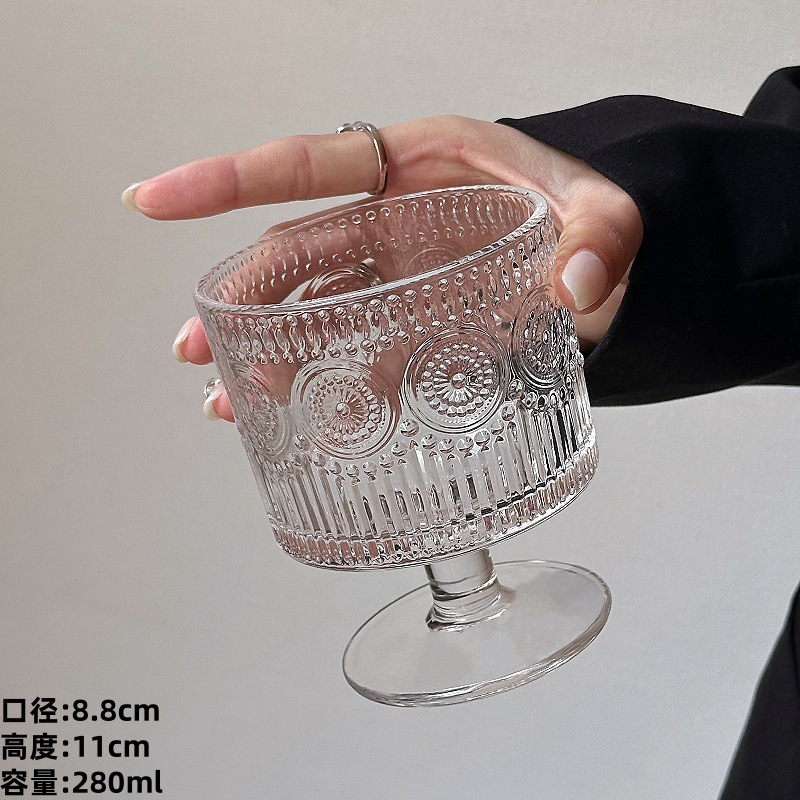 Nicho de diseño en relieve tazas de alto pie en el viento de alto valor de hielo tazas de café estadounidenses tazas de frutas tazas de té tazas de bebida tazas de vino