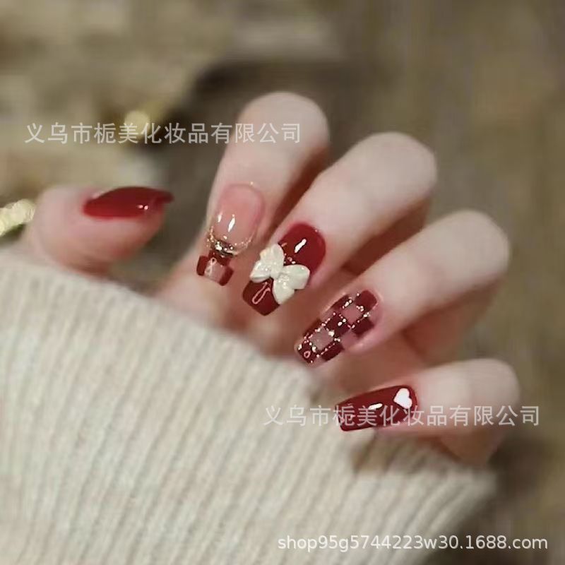 Autumn and winter red wearing armor checkerboard pure wind wearing nail nail stickers nail stickers Christmas wholesale nail art pieces