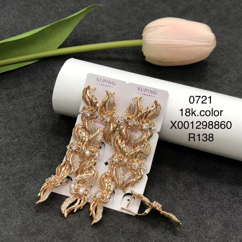 Pendientes de aro Xuping transfronterizos rusos de 18k con incrustaciones de diamantes, joyería de lujo ligero de alta gama al por mayor para mujer. image 141