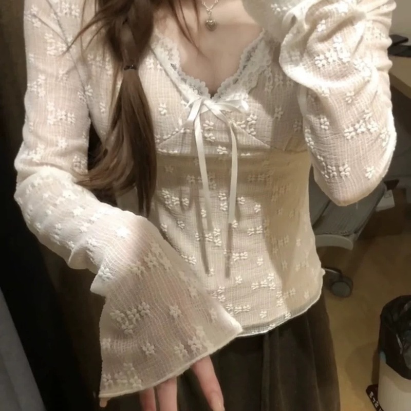 法式别致V领蕾丝边长袖T恤女秋季bm风蝴蝶结修身显瘦内搭短款上衣|undefined