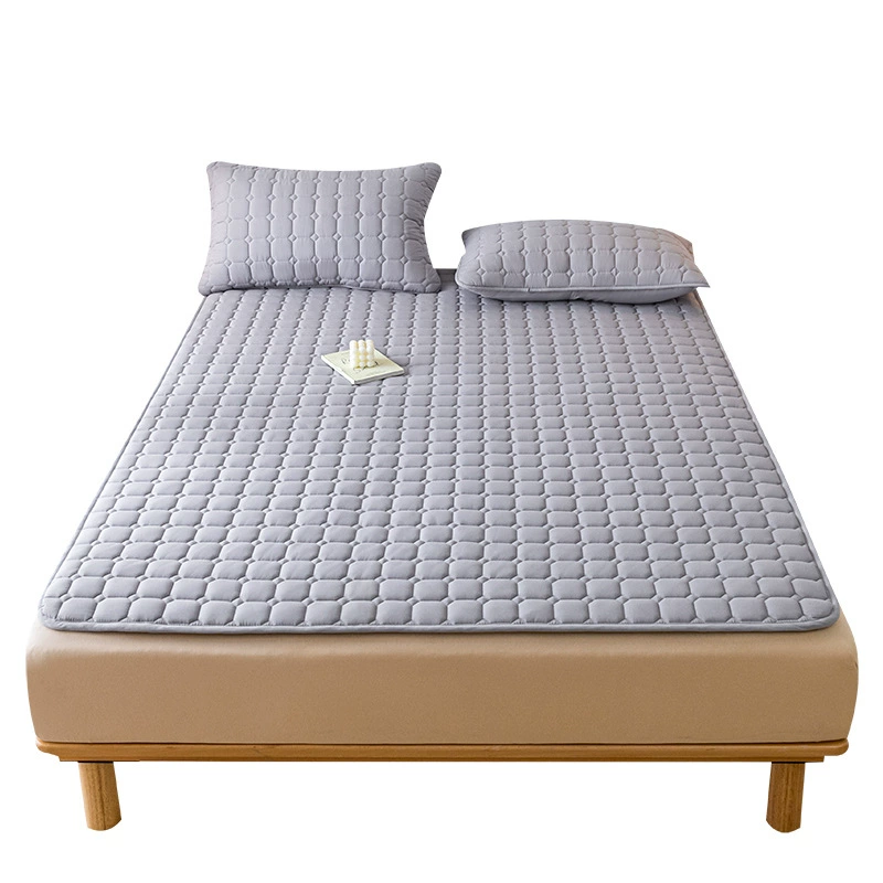 Quilted mattress, breathable non-slip thin protective bedspread