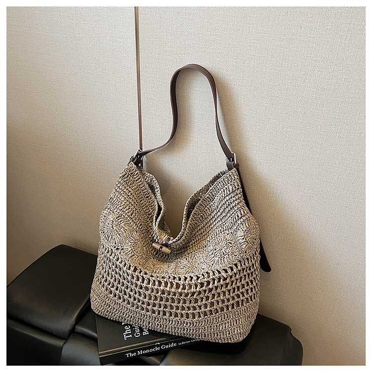 2025 New summer French laid-back seaside vacation bag, niche straw woven bag, hand-woven women's bag, large capacity undefined