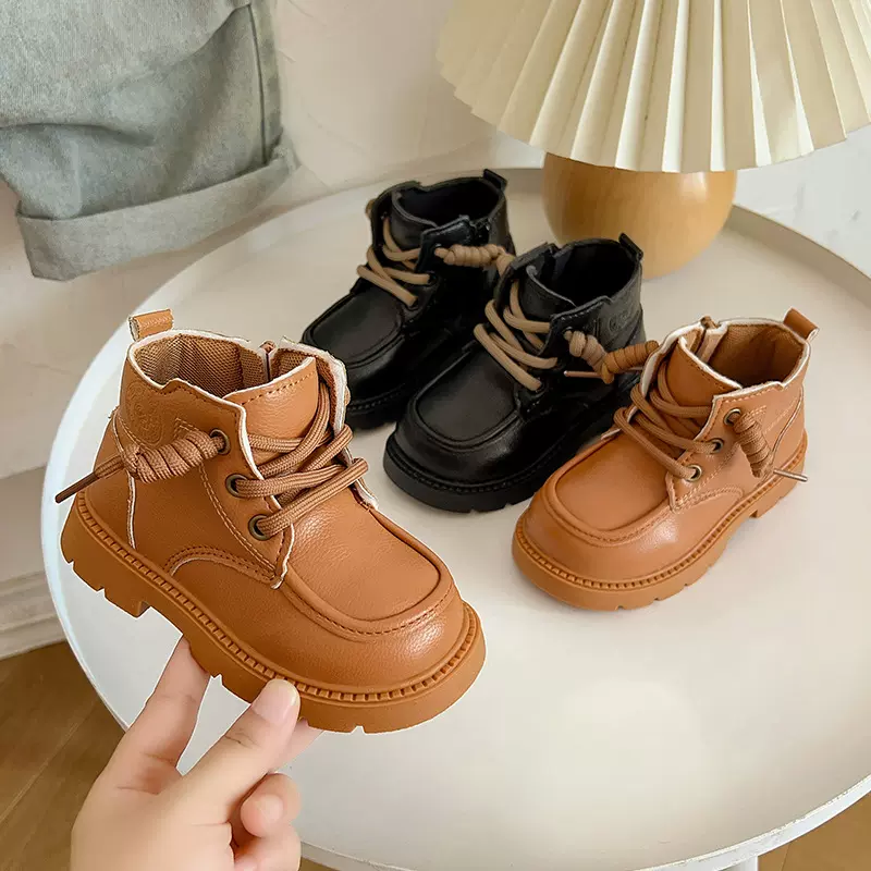 男童复古短靴女童防水皮靴2025新款男孩小黄靴子儿童宝宝秋马丁靴