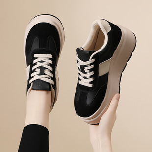 Trendy 2025 Autumn and Winter Platform Casual Sneakers for Women, Black Height-Increasing Shoes