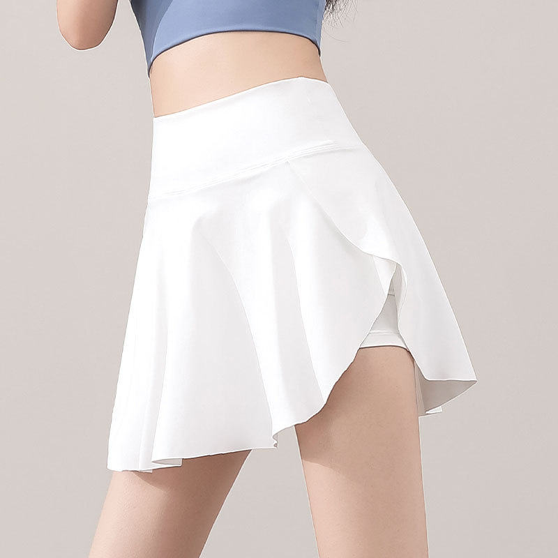 짧은 치마 흰색