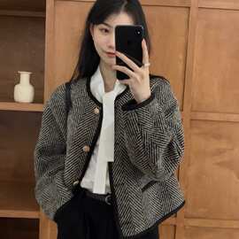 小众法式复古小香风外套女秋装2026新款条纹短款夹克开衫上衣令幸