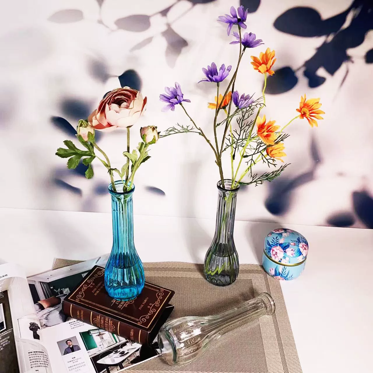Креативная новая маленькая рта? нет, нужно дословно: 'Creative new small mouth, long -necked glass vase colorful garden wind vase living room flowers flowers transparent ornaments'