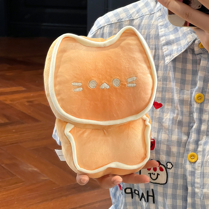 Pequeño libro rojo con galletas de mantequilla, muñecas de gato, muñecas de piel de tigre, muñecas de peluche curadas, muñecas de gato lindas