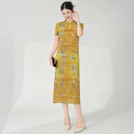 连衣裙;女式T恤;时尚休闲套装