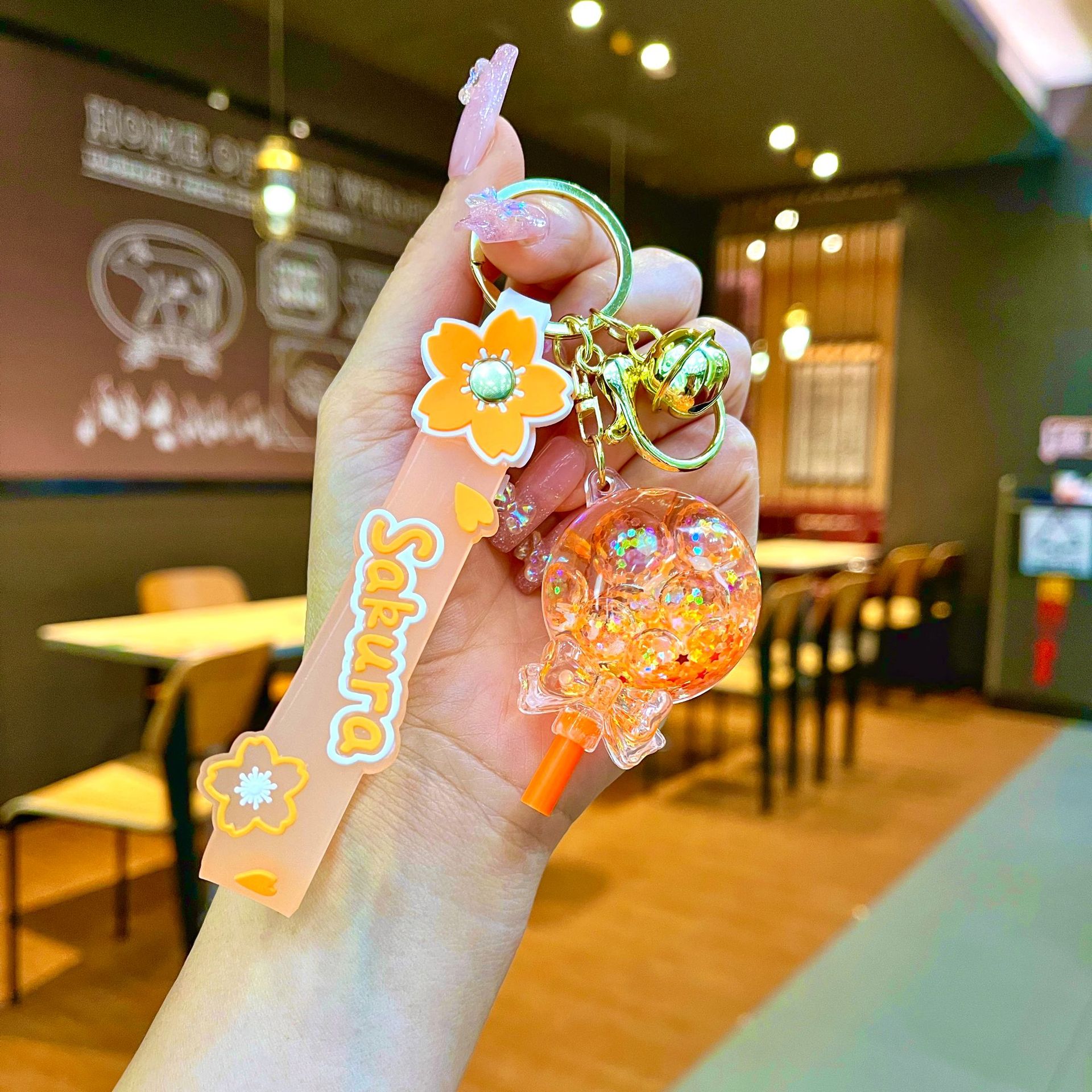 Nuevo llavero de dados luminosos con aceite, cuentas de burbujas, dados, colgantes de botella de arena de cristal, colgantes de bolsas al por mayor