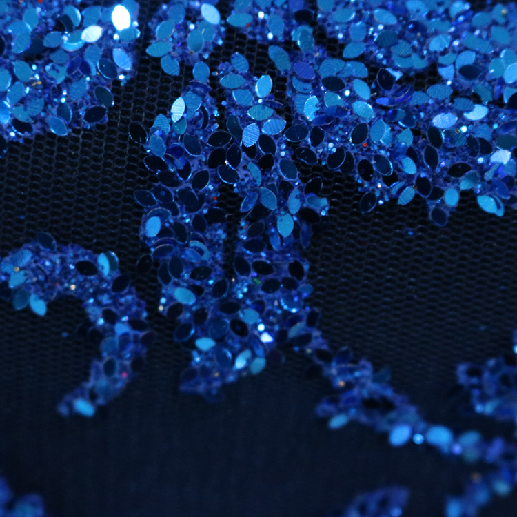 2024 nuevo hilo de malla azul hojas espumantes polvo brillante polvo rociado oro tela de vestido de boda