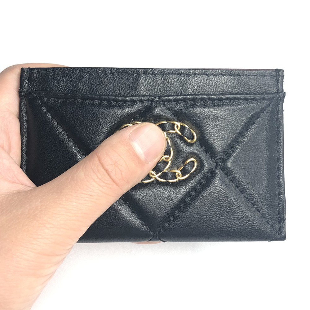 Cardholder Image 1