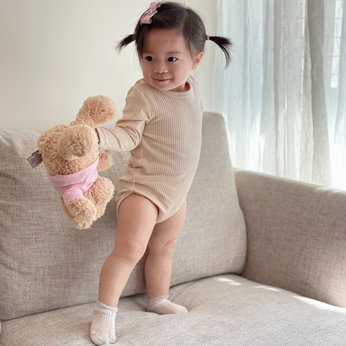 Ins Baby Spring and Autumn Triangular Long-Sleeve Pajama Top for Cute Girls, Solid Color Cotton Ribbed Romper