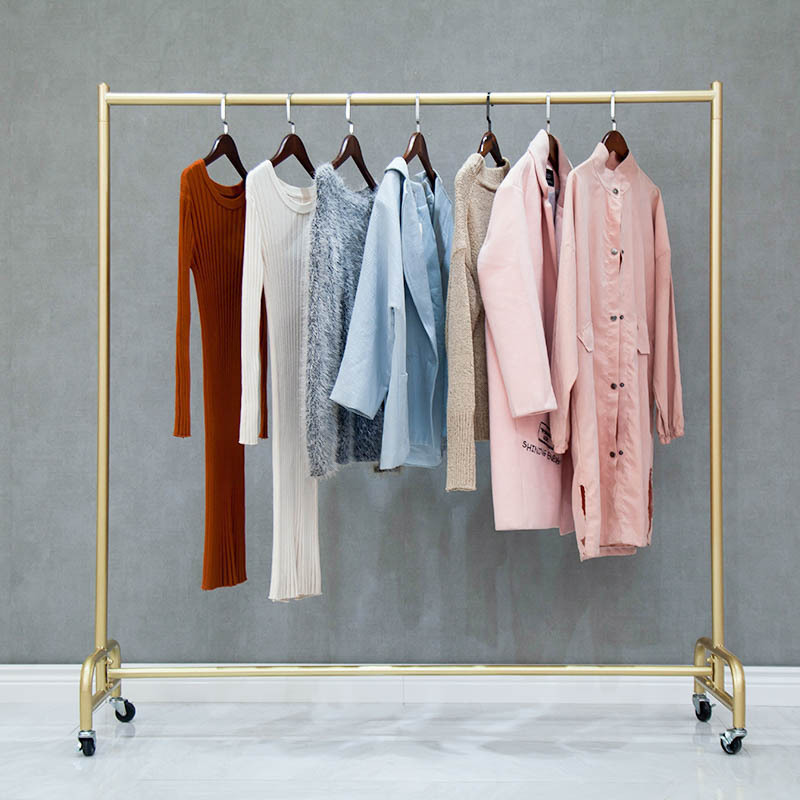 Clothing store clothing shelf water pipe display stand display floor-type special sale hanger clothes Golden mobile with wheels Clothing store clothing shelf water pipe display stand display floor-type special sale hanger clothes Golden mobile with wheels