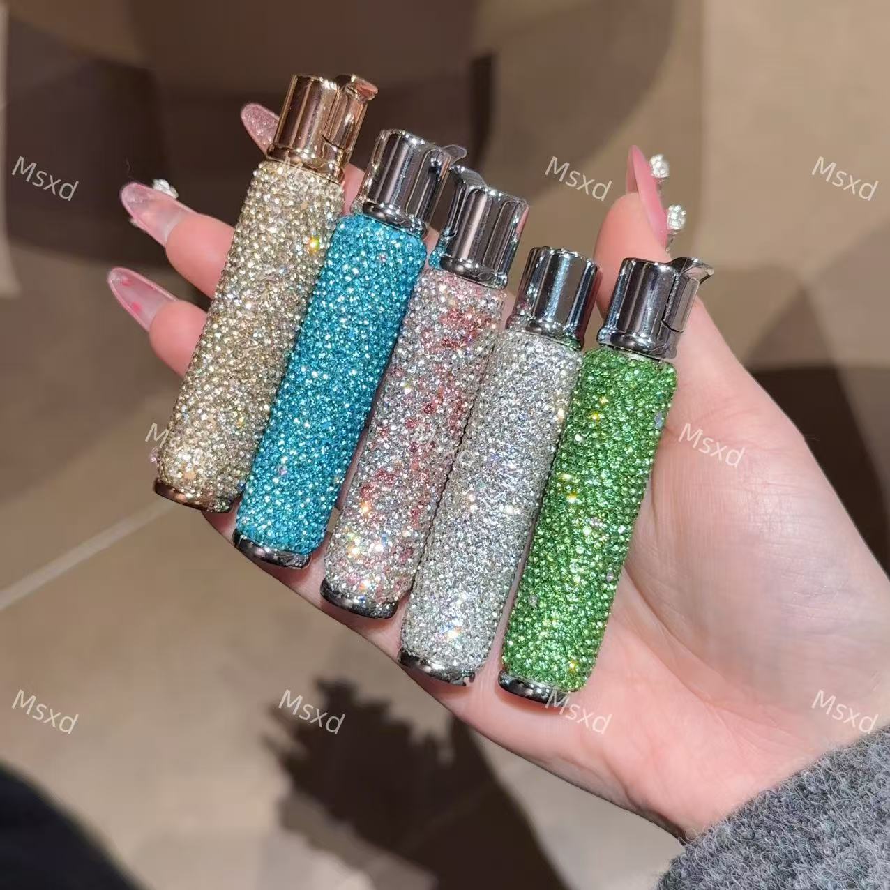 Toda la plataforma inventó fuego personalizado infláble encendedor de dama creativo amigo amigo para enviar regalos de novia control de precio 29.8