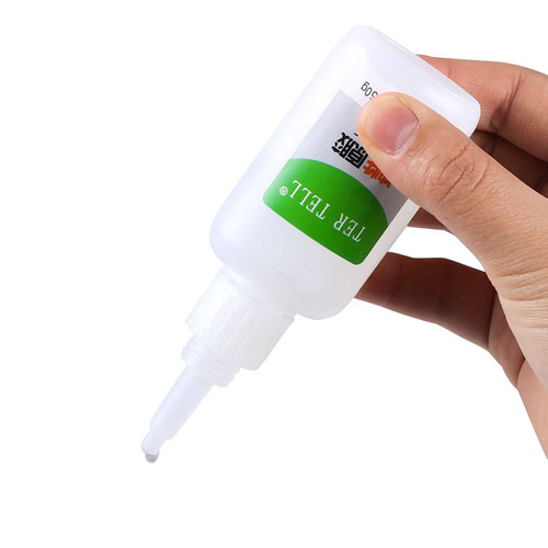 Oil-based original glue runs the world, sets up stalls, fast-selling oil-based glue welding agent 502 strong welding glue