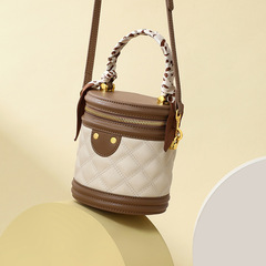 Viney包包小眾新款女包水桶包斜挎包秋冬真皮高級感時尚手提小包