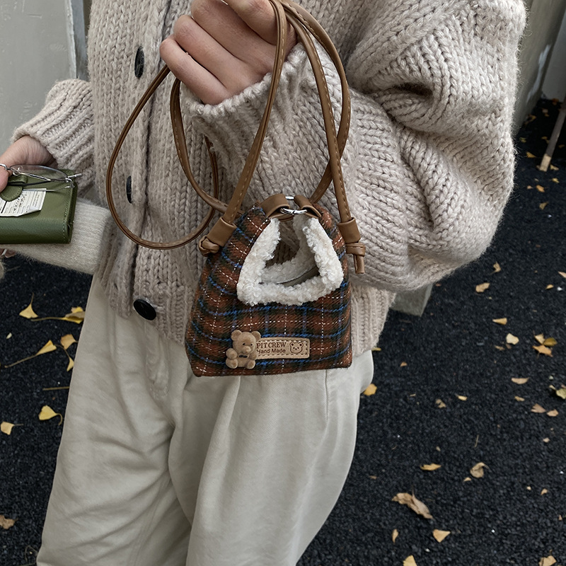 Bonito oso de peluche niñas bolso de mochila exquisito mini bolso de bebé a cuadros 2025 nuevo bolso para niños