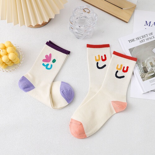  New White Bottom Sports Socks Smiling Face Funny Girl Cotton Socks Cute Japanese Simple Korean Version Korean Socks Zhuji