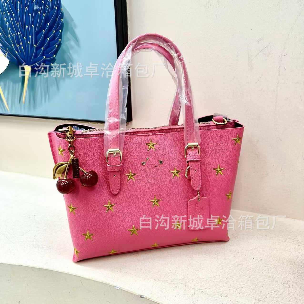 winter shoulder bag