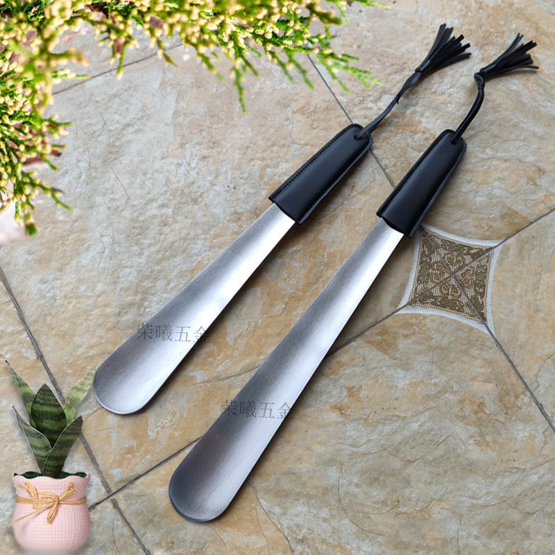 Stainless steel shoe puller