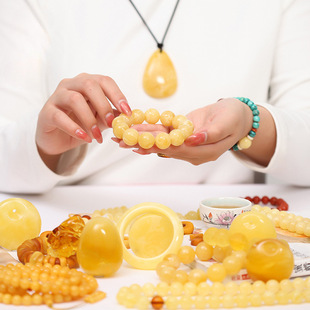 Qianzhu Miyunxuan Jewelry Natural Amber Beads Bracelet Necklace Single Bead Pendant Safety Buckle Ring Collectibles