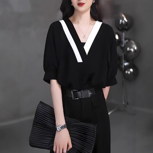 �W؛�߶˺�ɫV�Iƴɫ�������߷�������Ů��2025�¿�r�־���С��