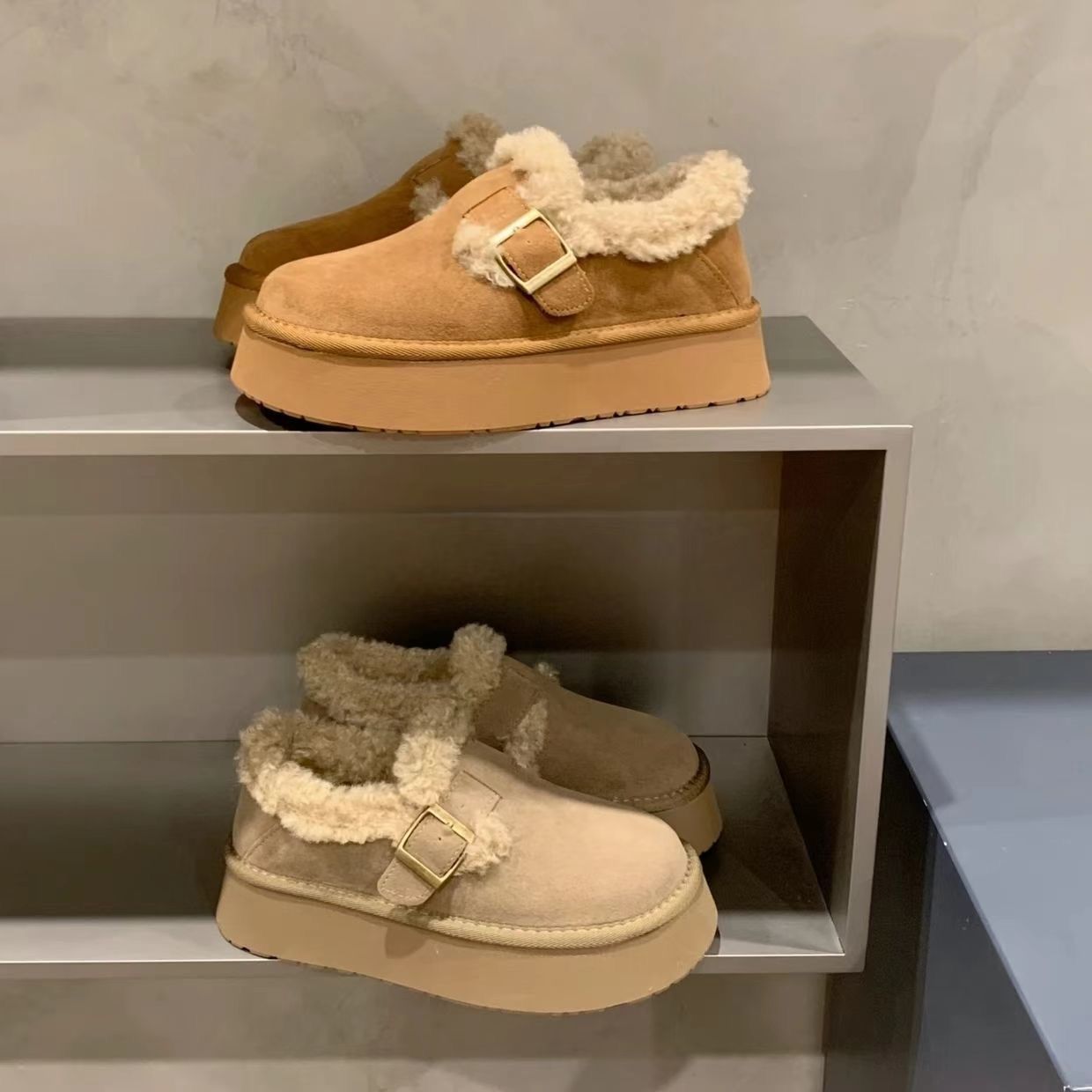 Botas de nieve de fondo grueso para mujeres 2024 nuevos zapatos de invierno de lana gruesa de vello caliente de un pie zapatos de algodón Bocken
