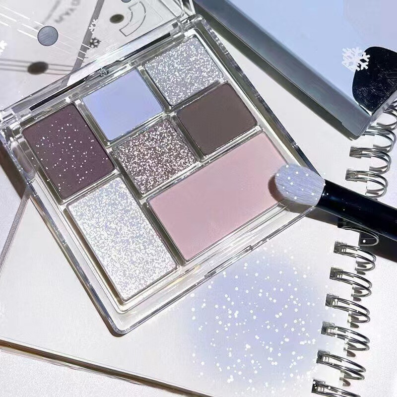 七色のつや消しのアイシャドーの皿の低い飽和の大きい地色の高い顔の値の怠惰な風の金華の化粧の化粧の平は多機能のアイシャドーに代わって|undefined