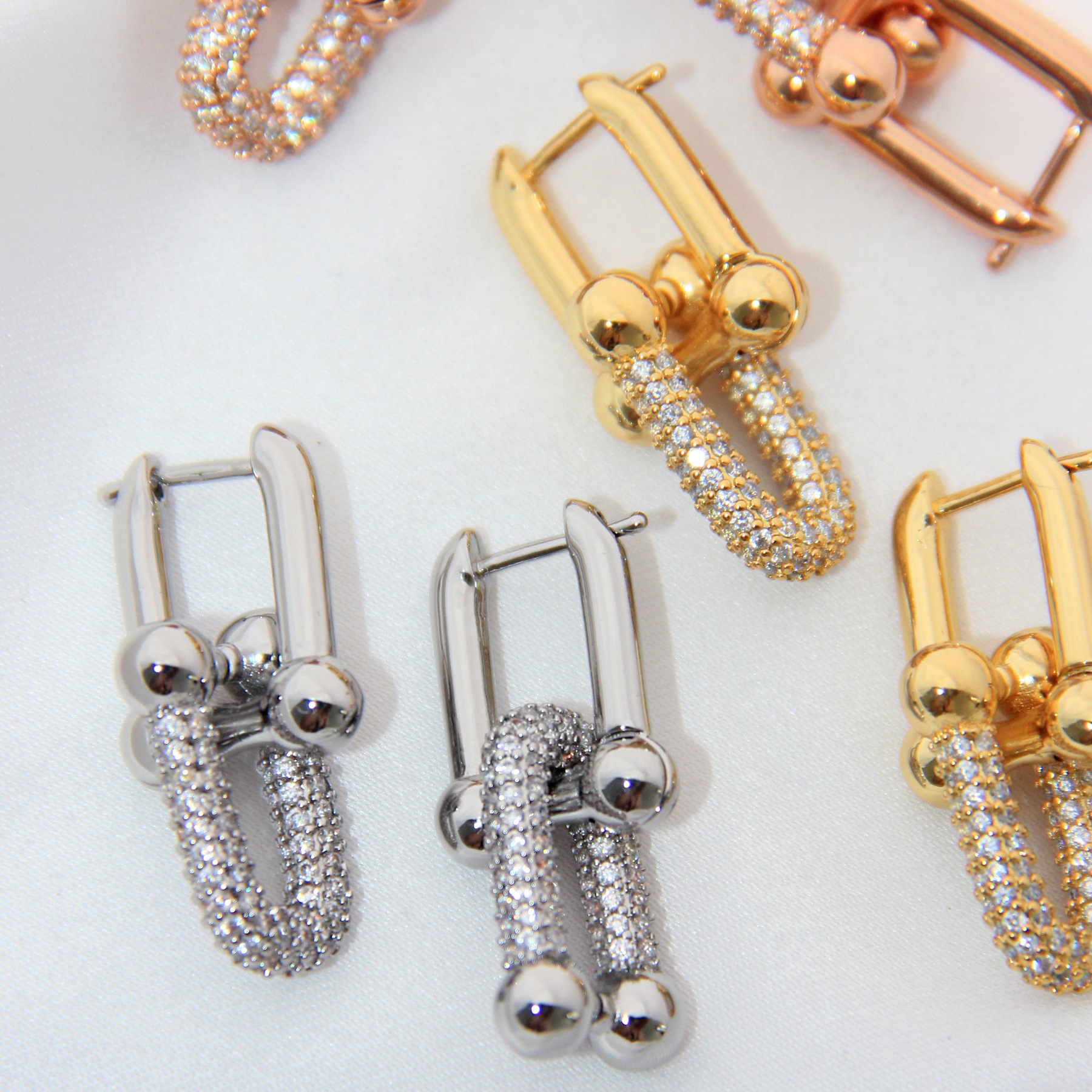 U Shape Pattern Women'S Gender Fashion U Shape Copper Drop Earrings Plating Inlay Zircon Copper Earrings