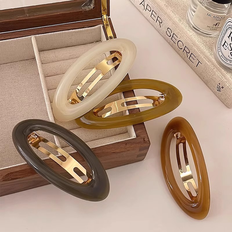 2024 New Classy Korean Hairpin for Women on the Back of the Head, Simple and Elegant Spring Clip Half-Tied Ponytail Hairpin