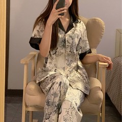 クロスボーダー新中国風カーディガン半袖ズボンパジャマ女性のための春と夏の新しいツーピースセット中国風水墨画ホーム服ドロップシッピング