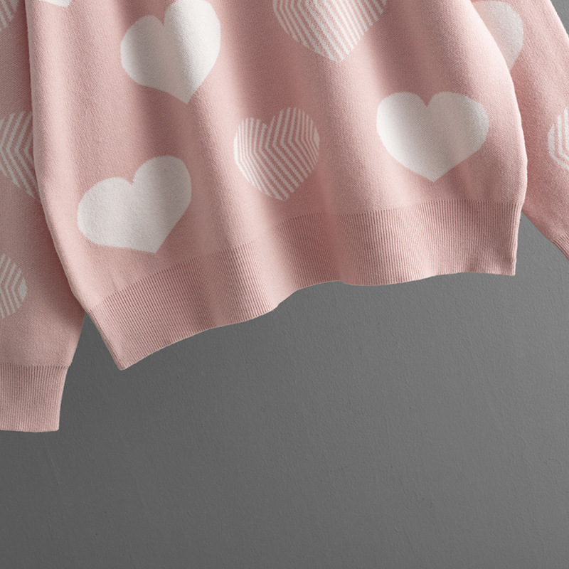 Jacquard Design Wholesale Women's Casual Heart Shape Long Sleeve Jacquard Sweaters & Cardigans