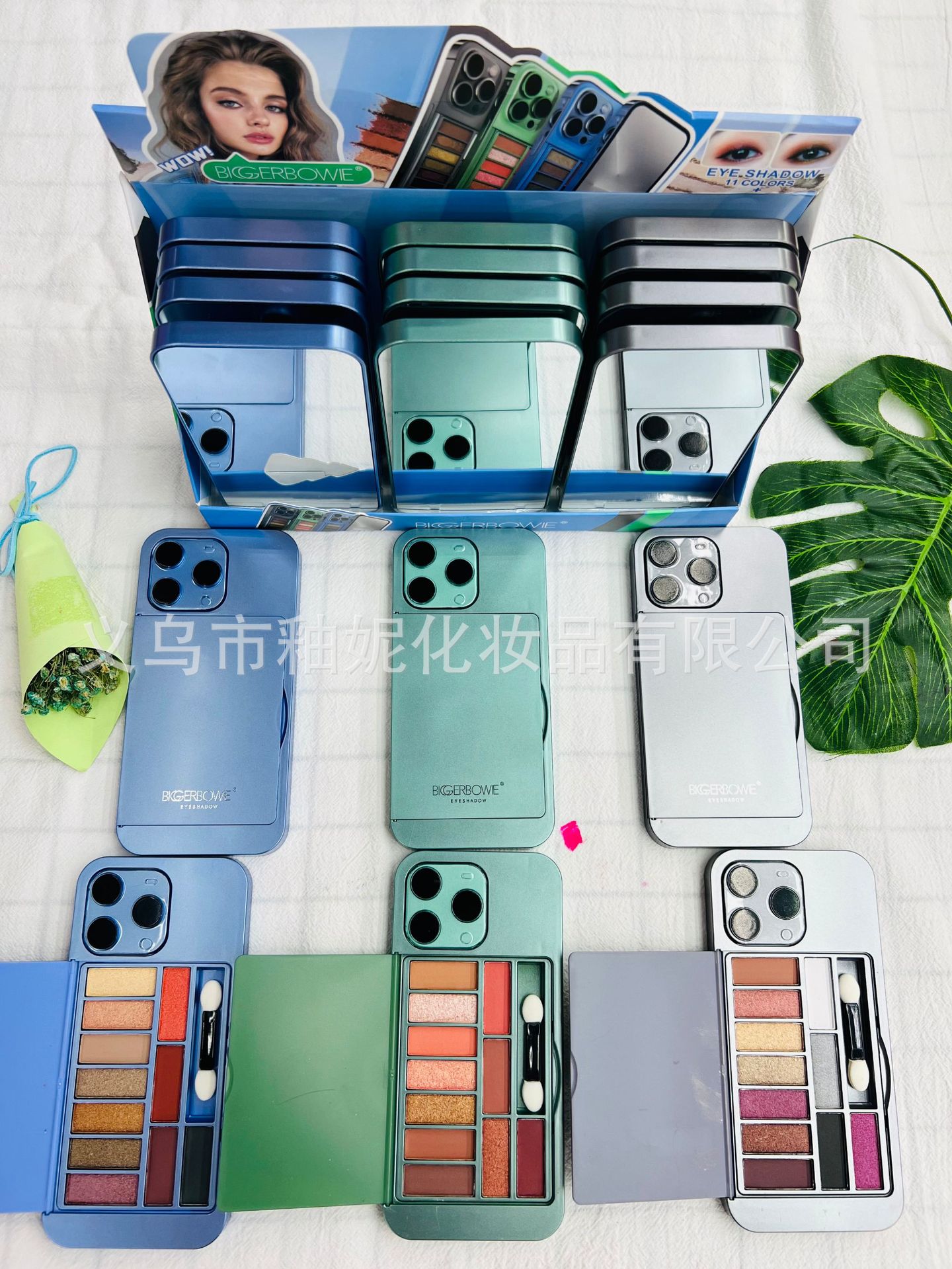 BIGGERBOWIE Cross-border 11 colores colorido teléfono móvil sombra de ojos nacarada mate fino destello maquillaje ahumado europeo y americano maquillaje dulce y picante