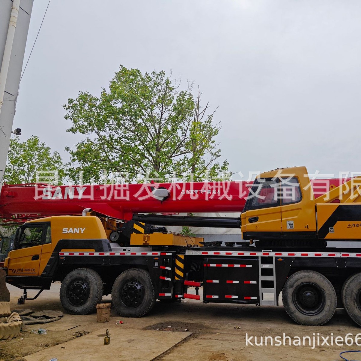 三一80吨起重机XCT80徐工80吨吊车徐工50吨吊车70吨100吨130吨