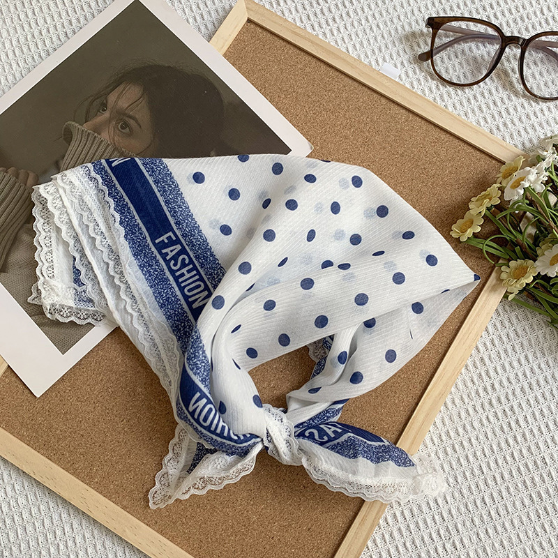Bufanda de seda, bufanda cuadrada pequeña, sensación de alta calidad, nuevo pañuelo de encaje francés, diadema pastoral femenina de verano, cinta para el cabello atada