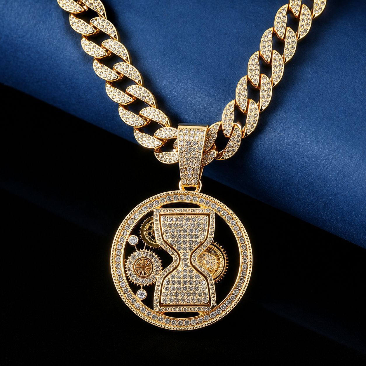 Reloj de arena de diamantes colgante de engranajes de cadena cubana calles europeas y americanas blingbling brillante símbolo de control de tiempo