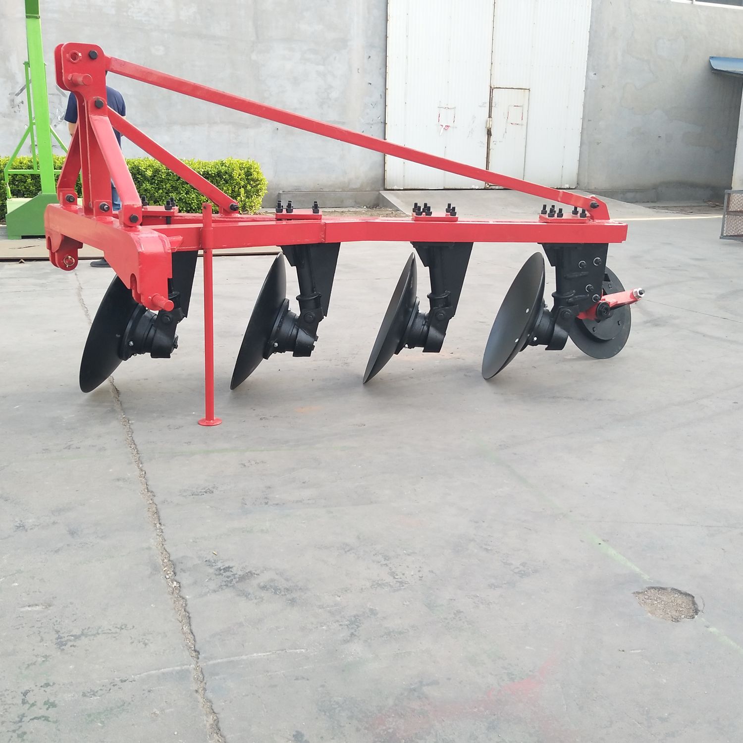 恒兴工厂销售农用四轮车4片双拉杆耕地圆盘犁 春耕翻地犁