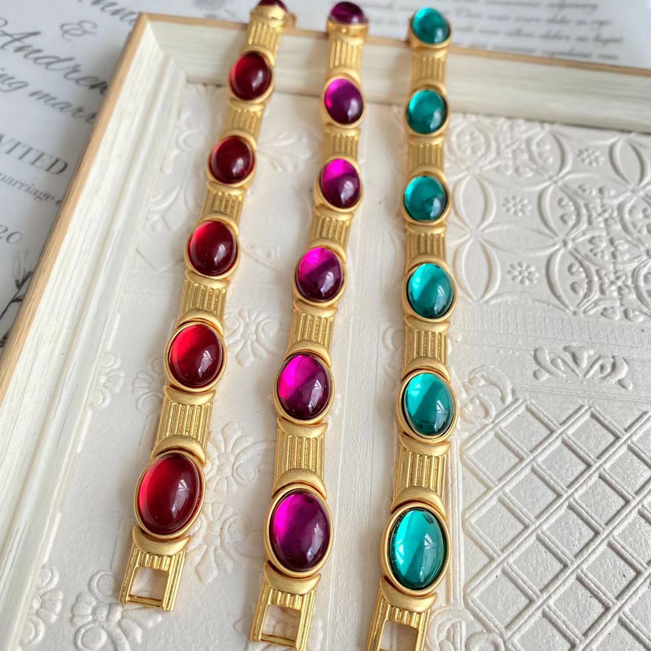 Retro Oval Alloy Plating Inlay Artificial Gemstones Womenu0027S Bracelets 1 Piece