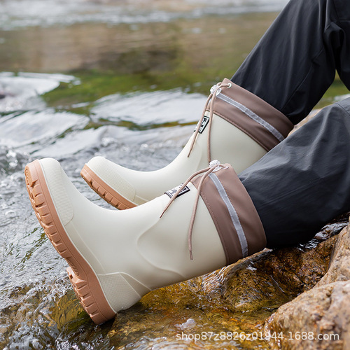 British-style men's wading shoes, non-slip rain boots, waterproof sports-style short-tube boots for men—suitable for commuting, outdoor activities, cycling, and fishing.