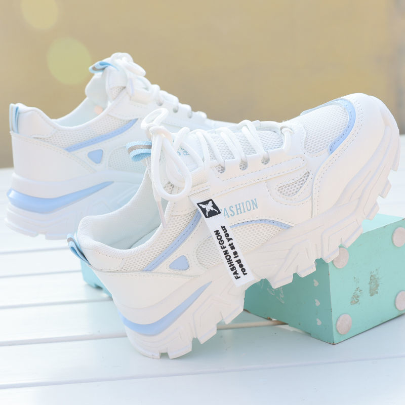 Zapatillas deportivas de moda para mujer, suela suave, ligeras, hacen que los pies se vean más pequeños, versátiles, súper populares, zapatos de mujer nuevos de otoño de 2025, zapatillas deportivas.