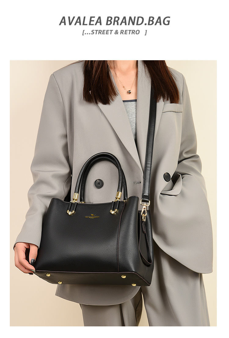 Solid Color Pattern Women's Medium Composite Cowhide Genuine Leather Solid Color Vintage Style Classic Style Square Zipper Crossbody Bag