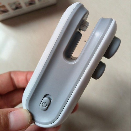 Snack Sealer Small Home Use Sealing Device Mini Seal Machine Handheld Plastic Sealing Machine Plastic Bag Sealing Gadget