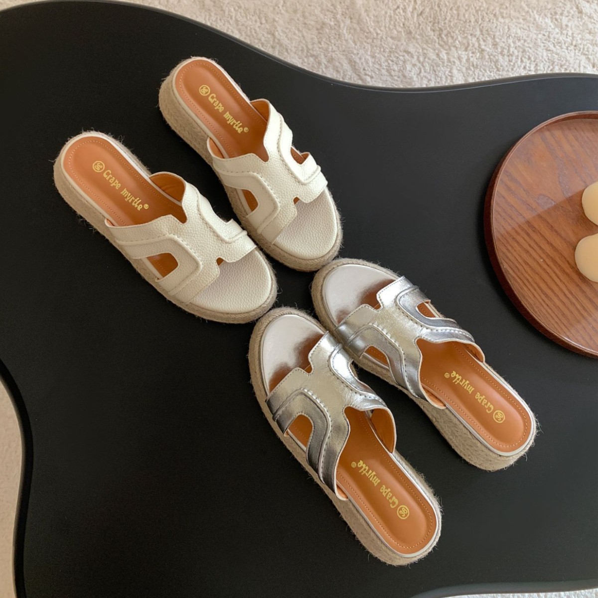 El nuevo estilo de verano de Grape Mom aumenta 6cm ~ Sandalias y pantuflas tejidas de cuña de plataforma retro literaria y artística