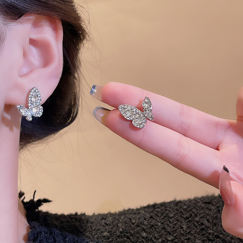 S925 Silver Needle Full Diamond Butterfly Earrings for Women, Unique Design, High-End Glamorous Earrings, Cold Atmosphere, Elegant and Stylish Women's Jewelry
