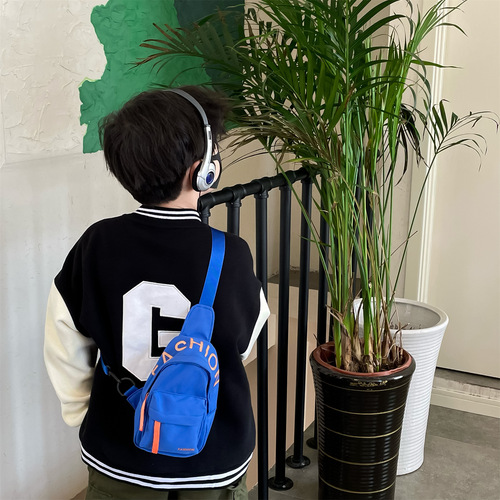ins sports trendy cool fashion fabric letters children boys handsome chest bag mobile phone messenger bag men's wholesale