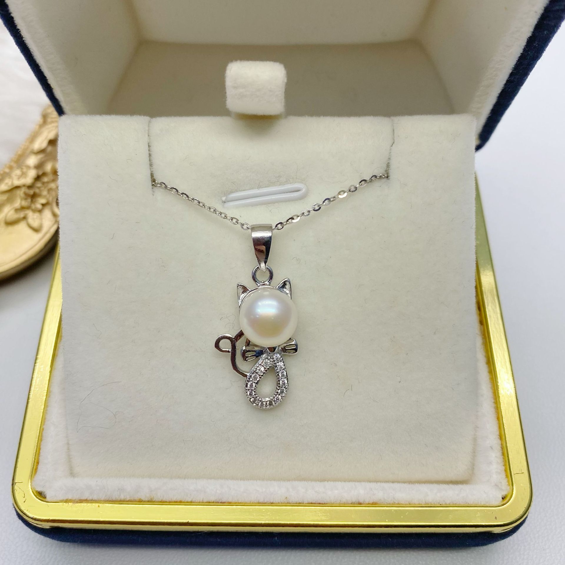 ������Ʒ �����Ƽ���Ʒ ʱ�־�BI�뾫��΢��tianȻ��ˮ�����׹