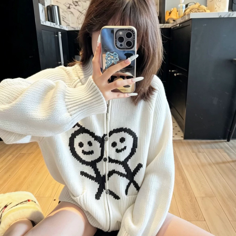 2026 Autumn Seoul New Urban Matchstick Man Zipper Jacket Cute Logo High Neck Knit Sweater Cardigan Trendy 2026 Autumn Seoul New Urban Matchstick Man Zipper Jacket Cute Logo High Neck Knit Sweater Cardigan Trendy